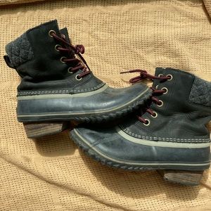 Sorel Slimpack II Lace size 9 boots